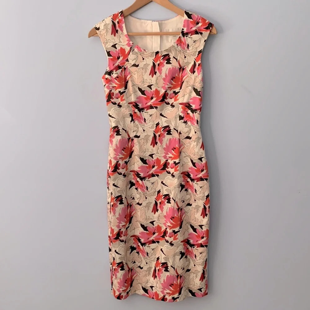 L.k. Bennett London size 2 floral fitted work wear professional dress pink black